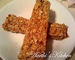Aarthi's Oatmeal and Peanut Bars