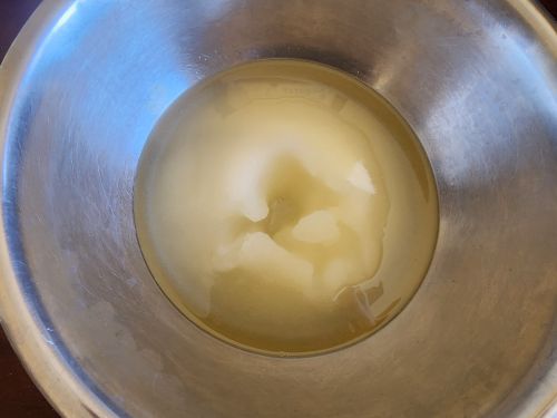 Add Sugar Oil And Aquafaba To Another Bowl