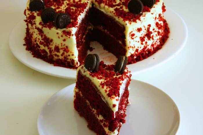 Oreo Red Velvet Cake