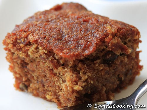 Eggless Apple Spice Cake - Mommy's Home Cooking