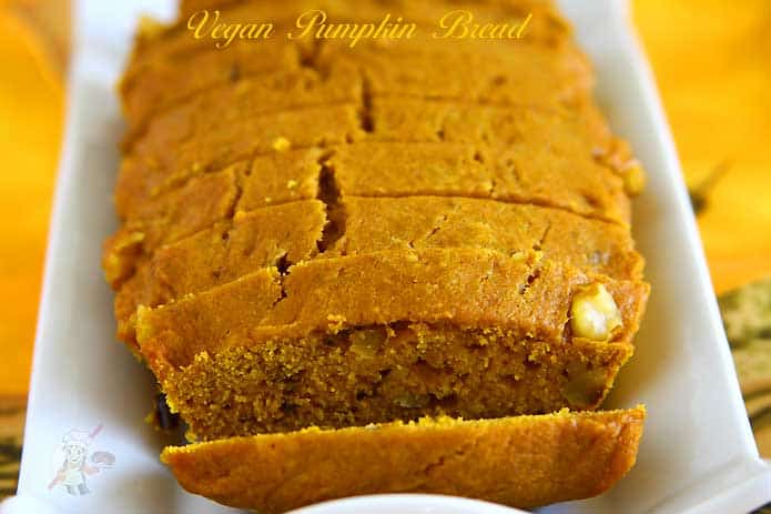 vegan pumpkin bread (sliced)