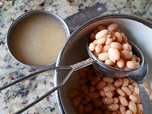 Drain beans from can.