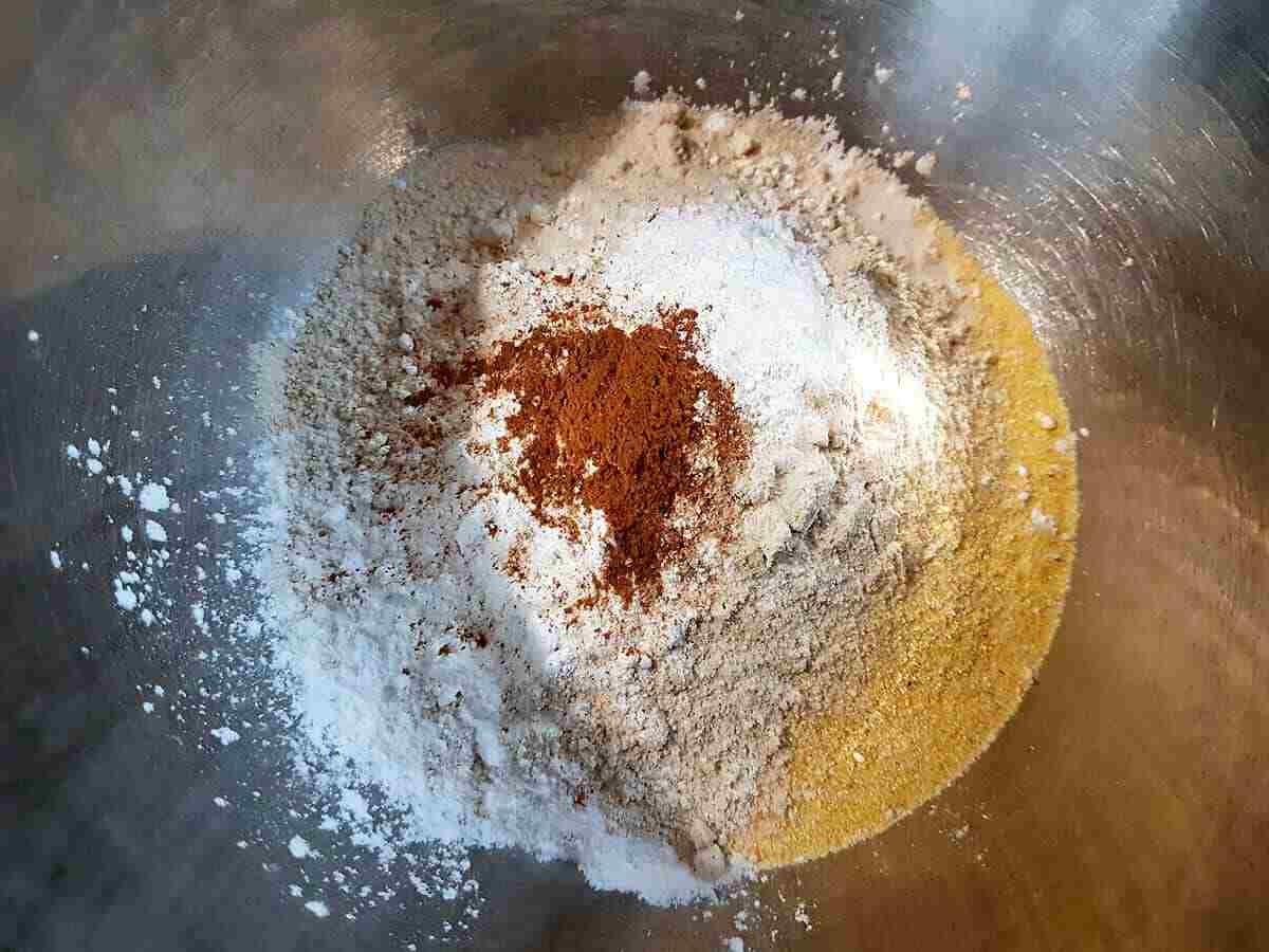 Mix dry ingredients in large bowl