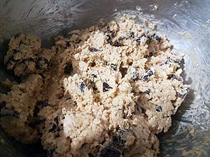 Oatmeal chocolate chunk dough is ready!