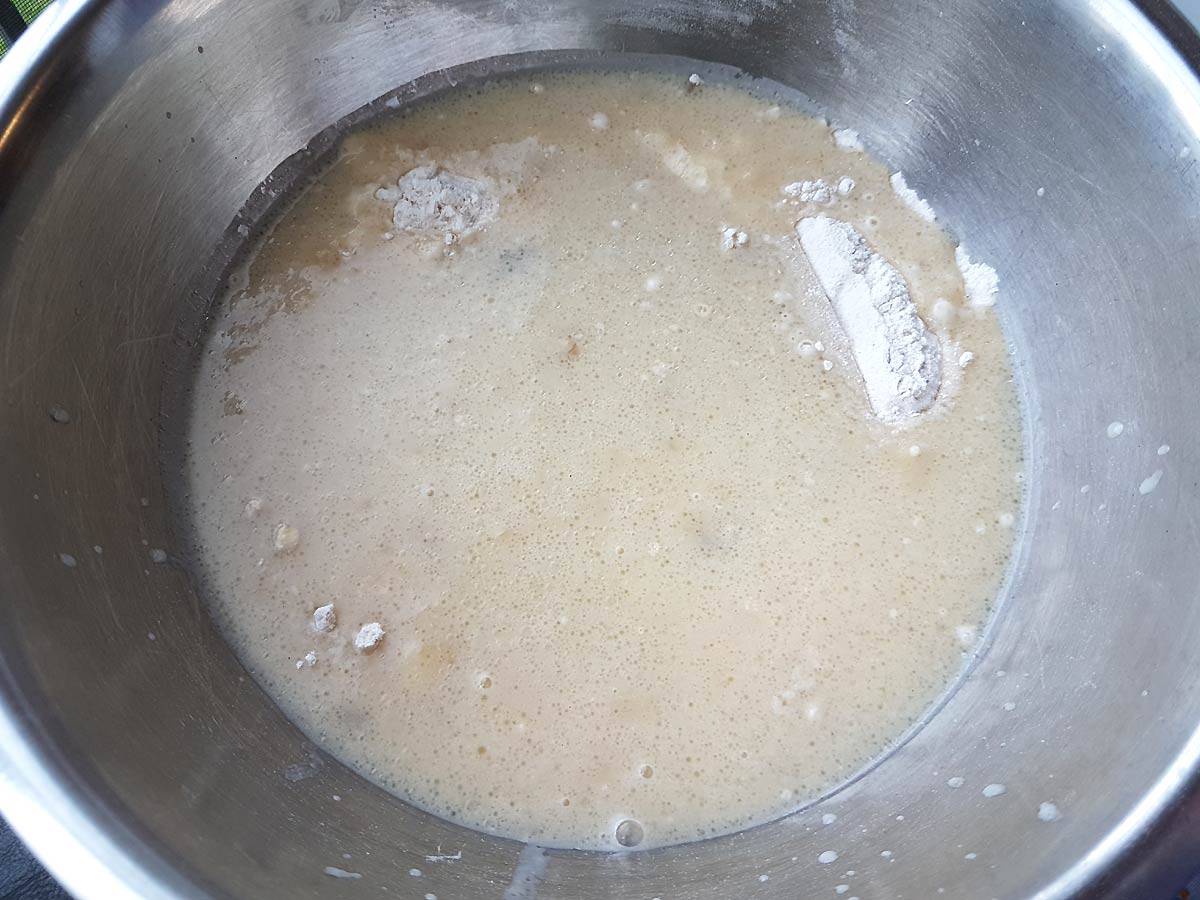 Pour wet ingredients into flour mix