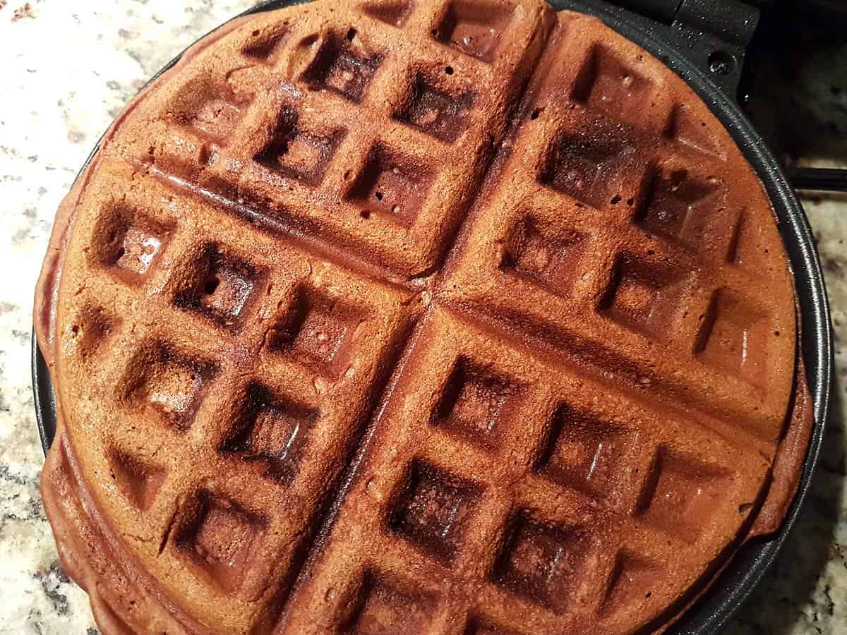 Vegan Gingerbread Waffles ready