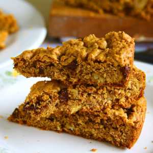 Chocolate Chip Cookie Bars with Bran