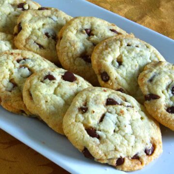 Crispy Chocolate Chip Cookies with Aquafaba