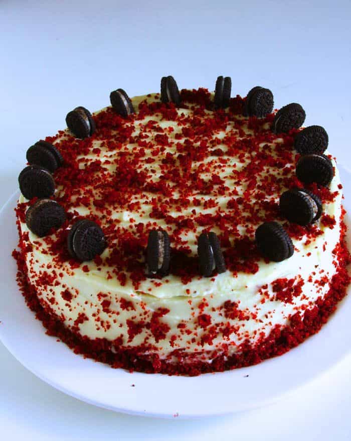 Eggless Red Velvet Oreo Cake