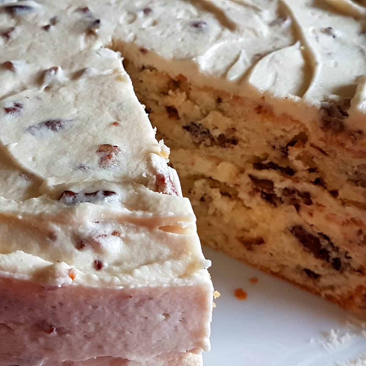 Eggless butter pecan cake