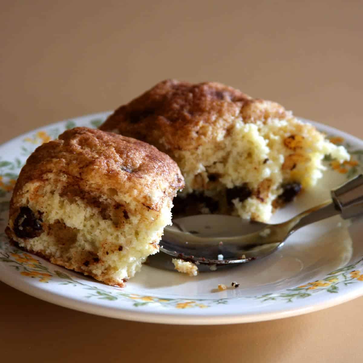 Cinnamon Monkey Bread (Pull-apart bread)