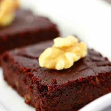 Oat Flour and Beet Brownies