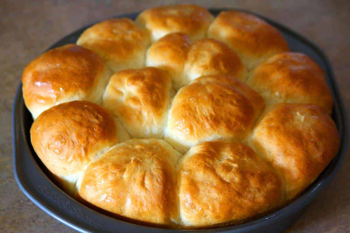 Pull-apart white bread