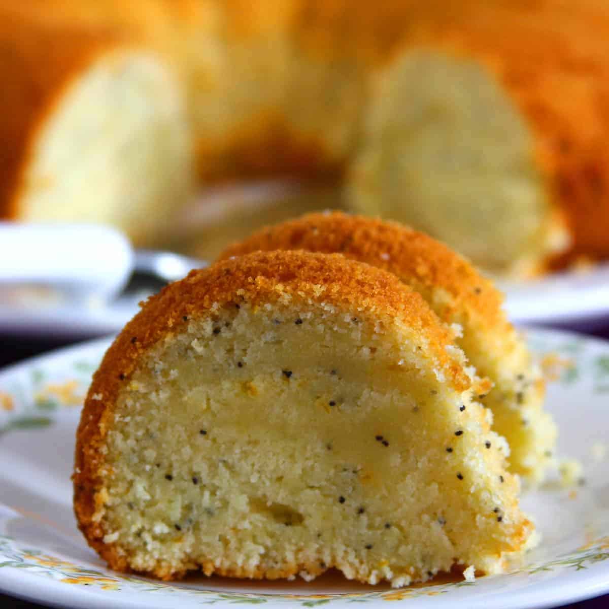 Sliced Egg-Free Bundt Cake