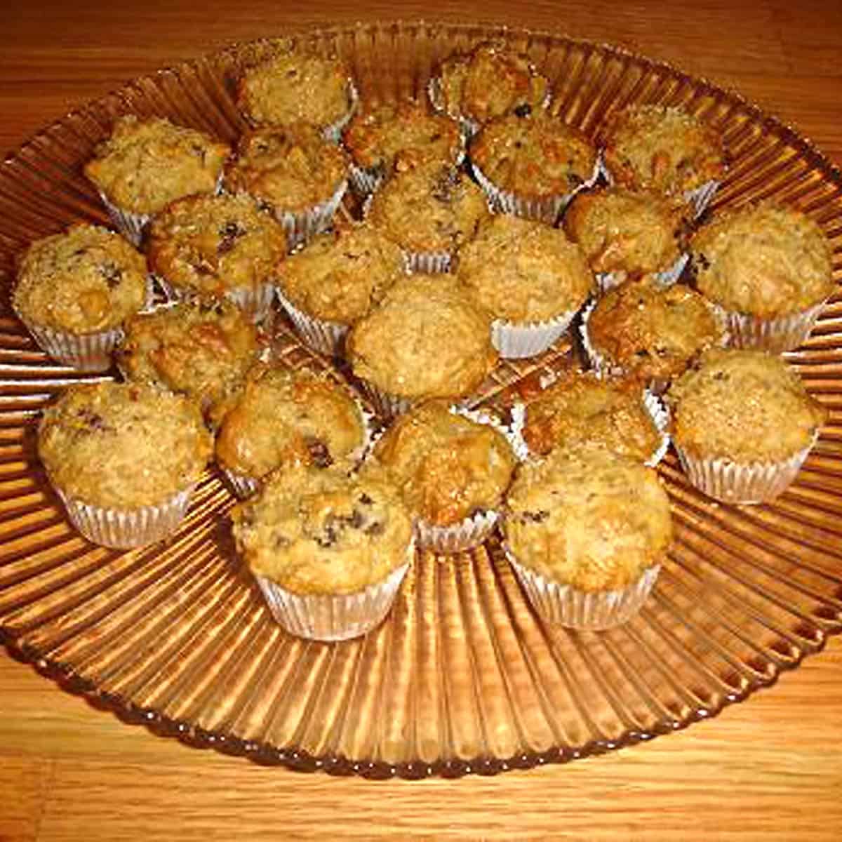 Apple Raisin Mini Muffins