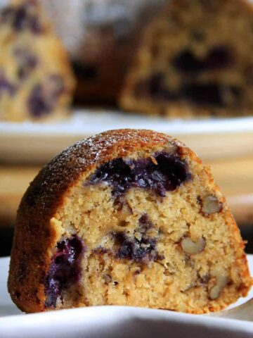 Blueberry Oats Bundt Cake