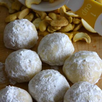 Cashew Cookies