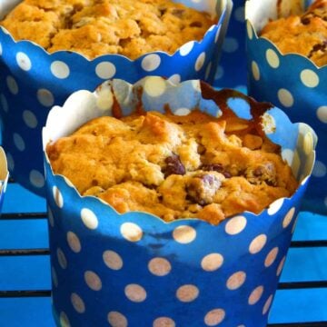 Chocolate Chip Oatmeal Muffins