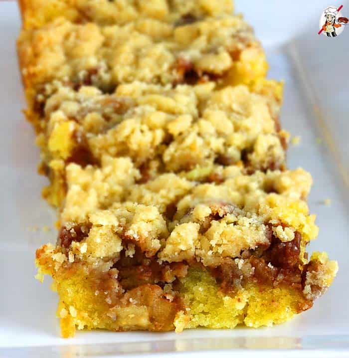 Eggless apple pecan pie cake