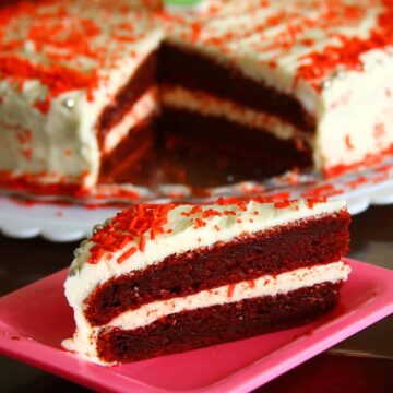 Eggless Red Velvet Cake