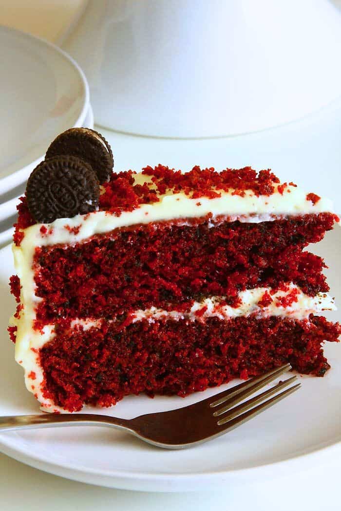 Oreo and Red Velvet Cake