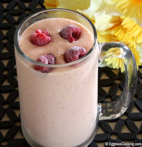 Raspberry Mango Smoothie