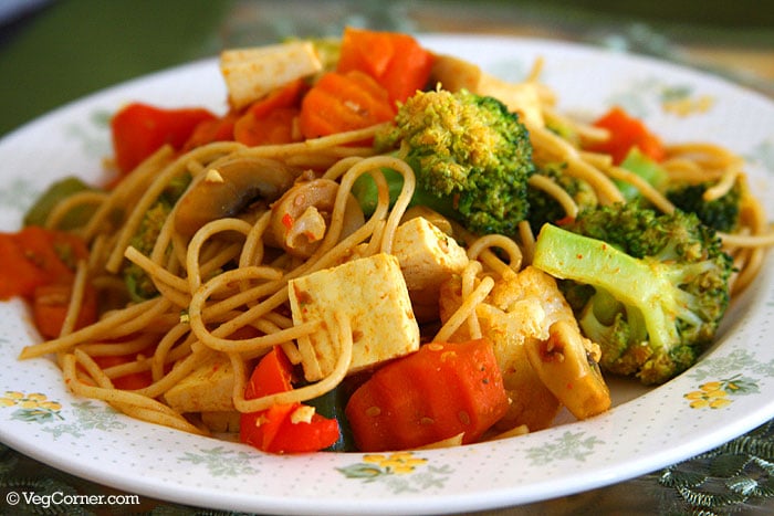 Vegetable Noodles Stir Fry