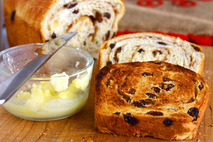 Toasted Raisin Bread