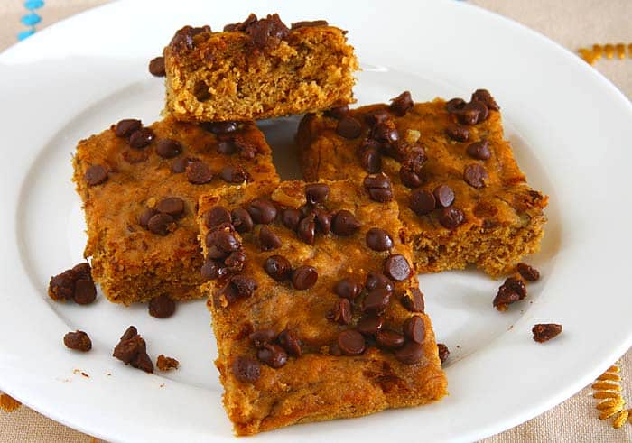 vegan banana bars with vegan chocolate chips