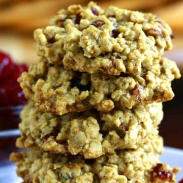 Vegan Oatmeal Cranberry Cookies